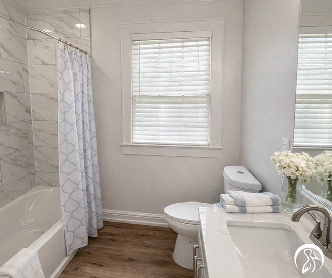 Building Photo - 104 Anderson St