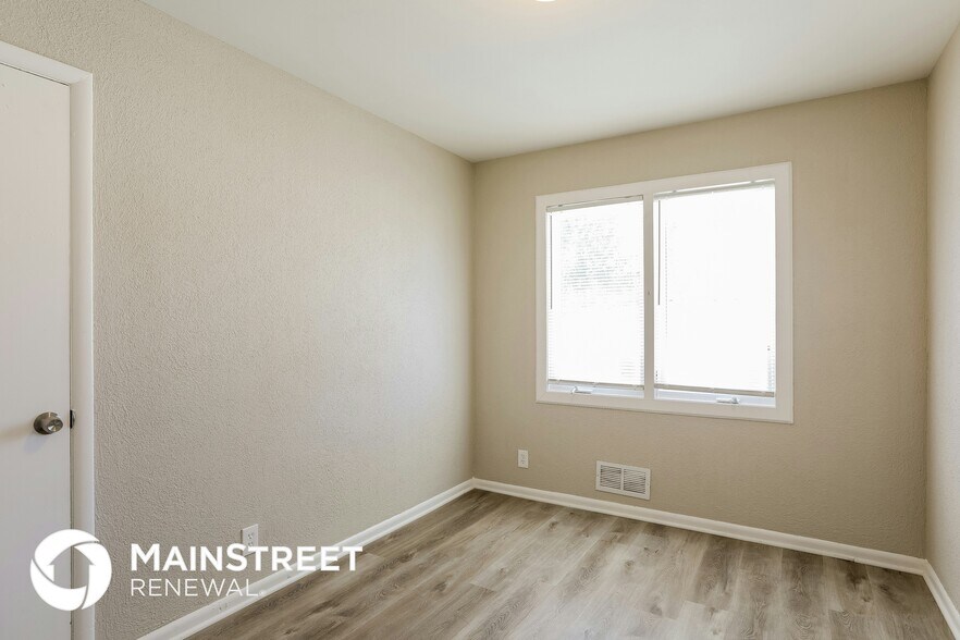 Building Photo - 4232 S Liberty St