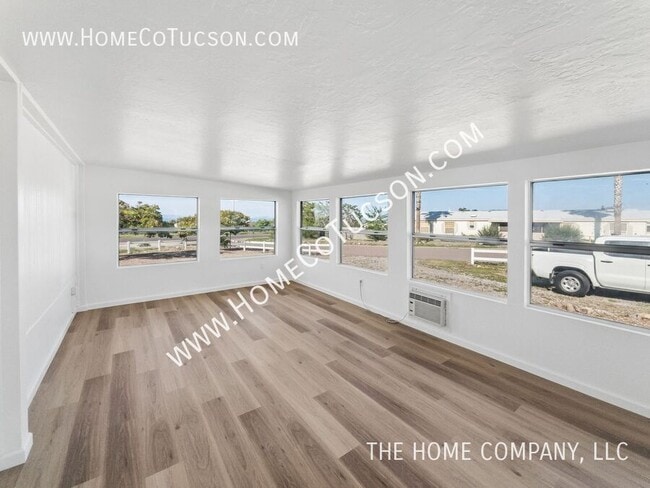 Building Photo - 5281 E Branding Iron Dr