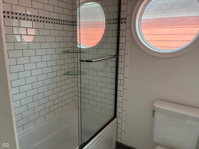 Building Photo - 1430 N New Jersey St