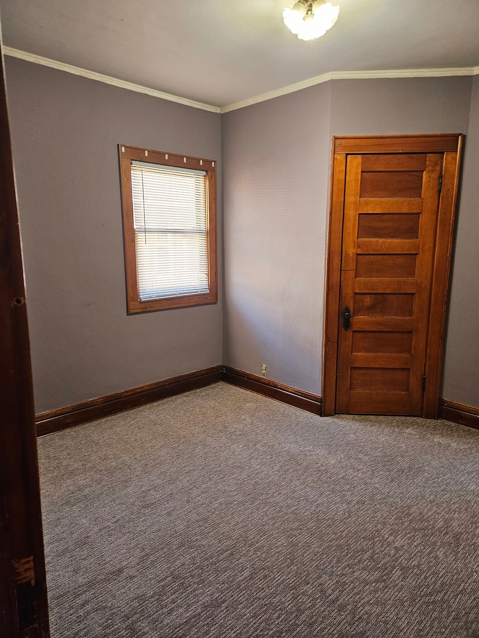 Building Photo - 2567 N Frederick Ave
