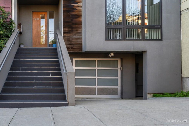 Building Photo - 1280 Hampshire St