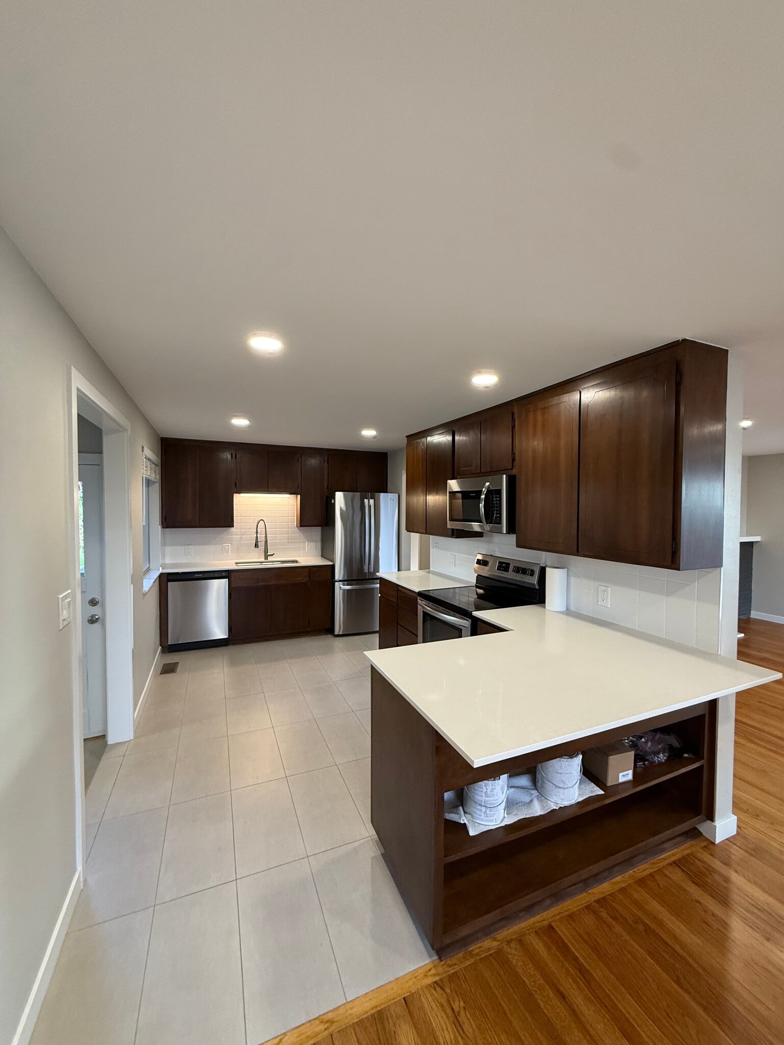 Building Photo - 20930 2nd Ave S