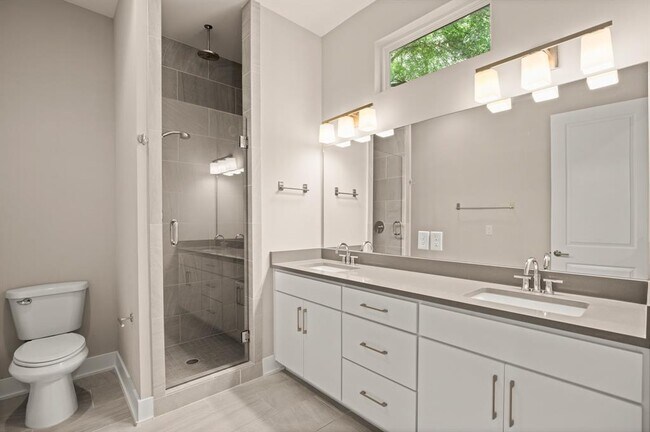 Building Photo - 1730 Bunche Rd