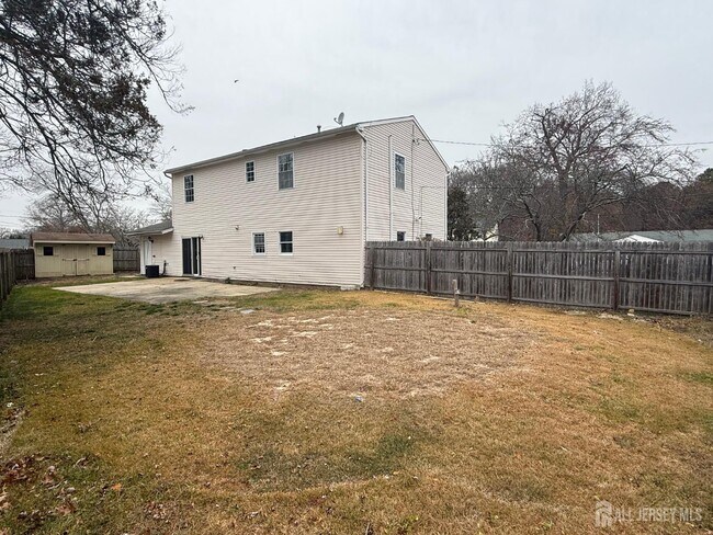 Building Photo - 30 Forest Park Terrace