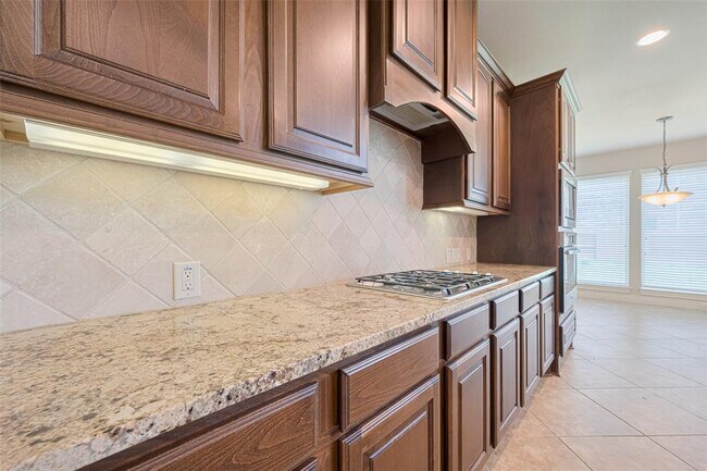 Building Photo - 27906 Colonial Point Dr