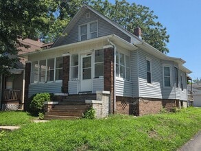 Building Photo - 1810 N New York Ave