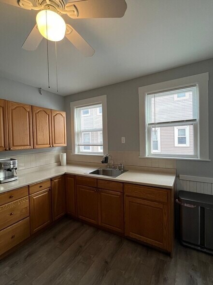 Building Photo - 52 Clement Ave