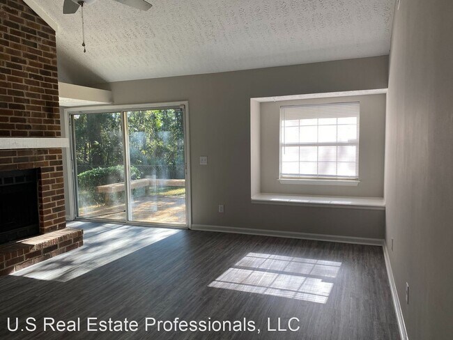 Building Photo - 3 br, 2 bath House - 418 Floyd Circle