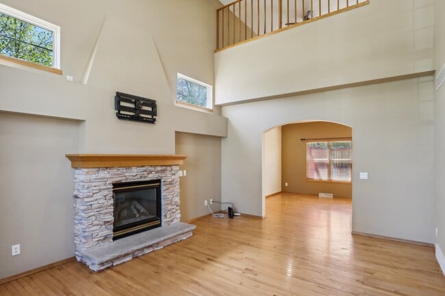 Building Photo - 7701 Twinflower Dr