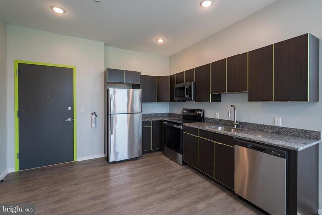 Building Photo - 4124 Haverford Ave