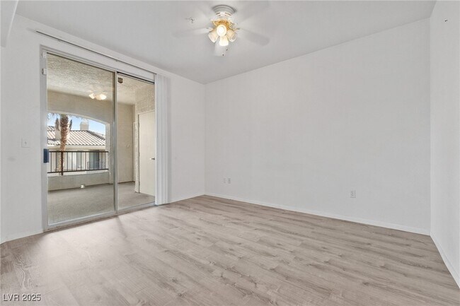 Building Photo - 7151 S Durango Dr