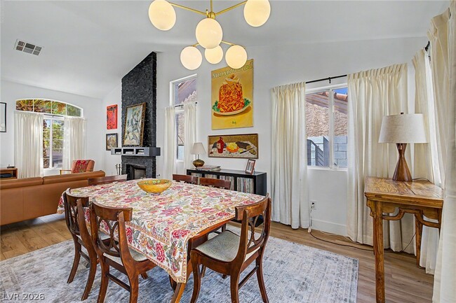Building Photo - 679 Scenic Tierra Ln