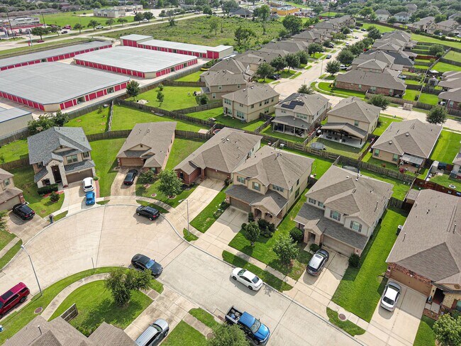 Building Photo - 6407 Bayliss Valley Ln