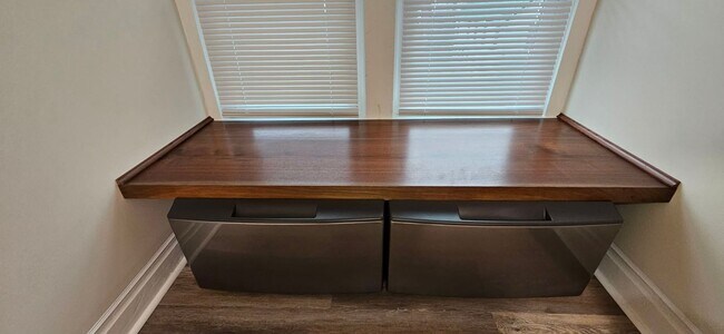 Building Photo - 438 Goethe St