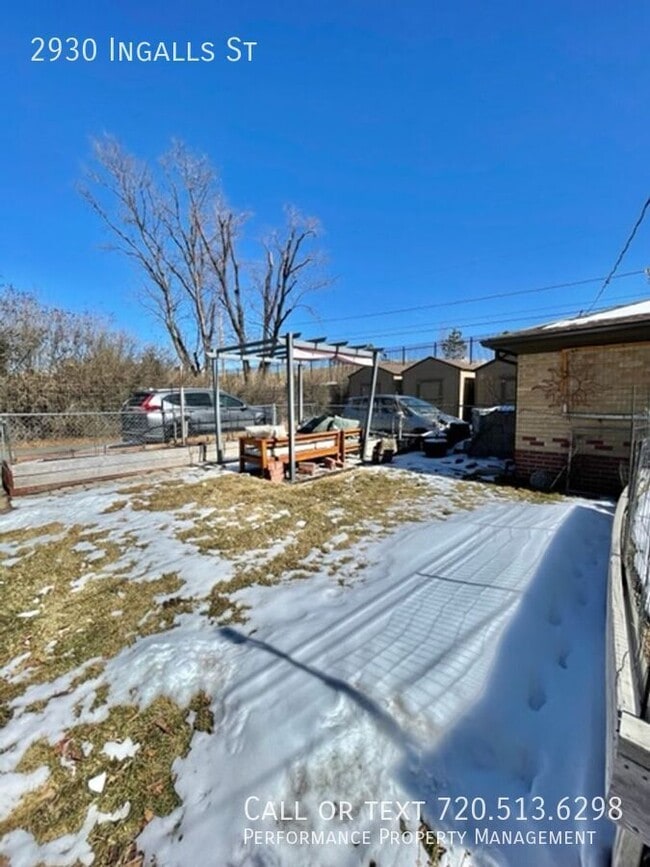 Building Photo - 2930 Ingalls St