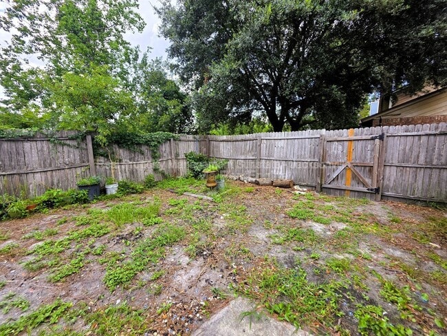 Building Photo - 11256 Windtree Dr E
