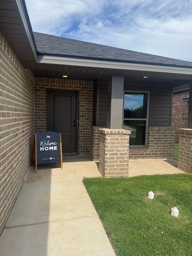 Building Photo - Brand New Construction 3/2/2 in Homestead!!!