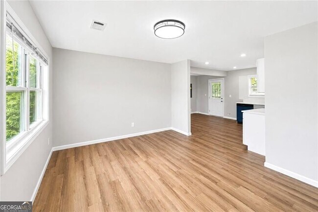 Building Photo - 1639 Bridgeport Dr NW