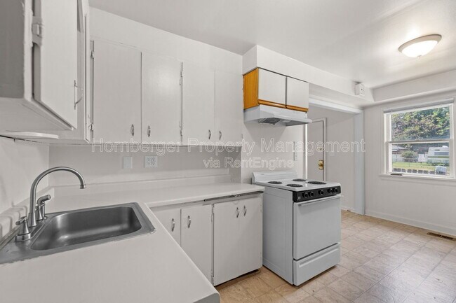 Building Photo - 1509 N Wall St