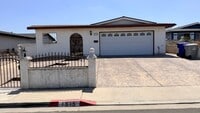 Building Photo - Remodeled 3 bedrooms 2 baths single story home in South San Diego