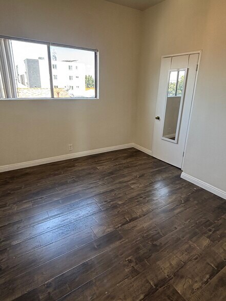 Bedroom 3 - 1581 1/2 W 36th Pl