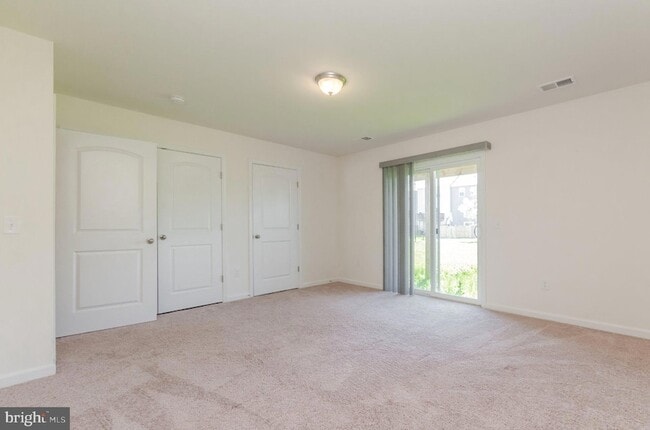 Building Photo - 172 Drexel Ct
