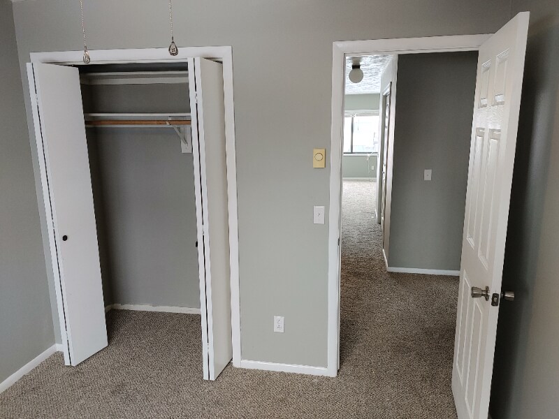 Building Photo - 2345 Stace St