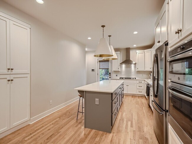 Building Photo - Short Term Rental Opportunity in Sloans Lake Area