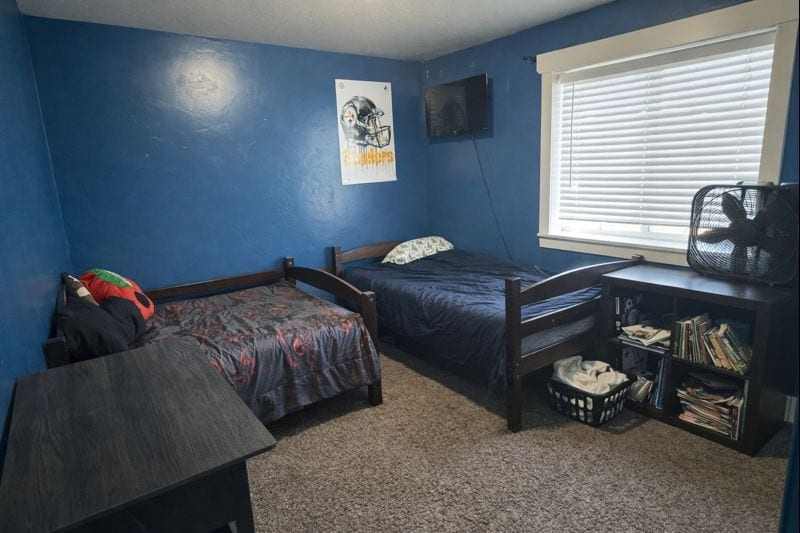 Building Photo - 336 W 200 S