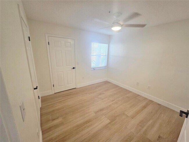 Building Photo - 2400 Feather Sound Dr