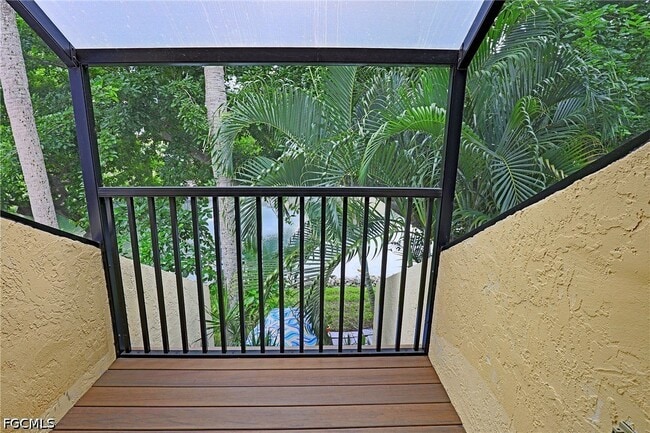 Building Photo - 8805 Lateen Ln