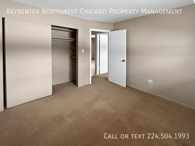 Building Photo - 1902-1904 N Seminary Ave-