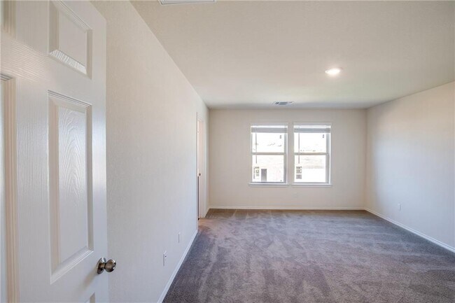 Building Photo - 172 Purple Sandpiper Ln