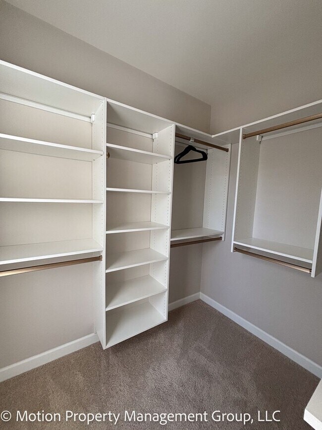 Building Photo - 1540 S Church St