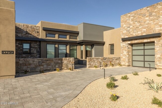 Building Photo - 13290 E la Junta Rd