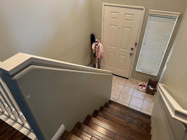 Building Photo - 1278 Flint Dr