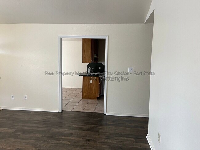 Building Photo - 3509 Price Cir