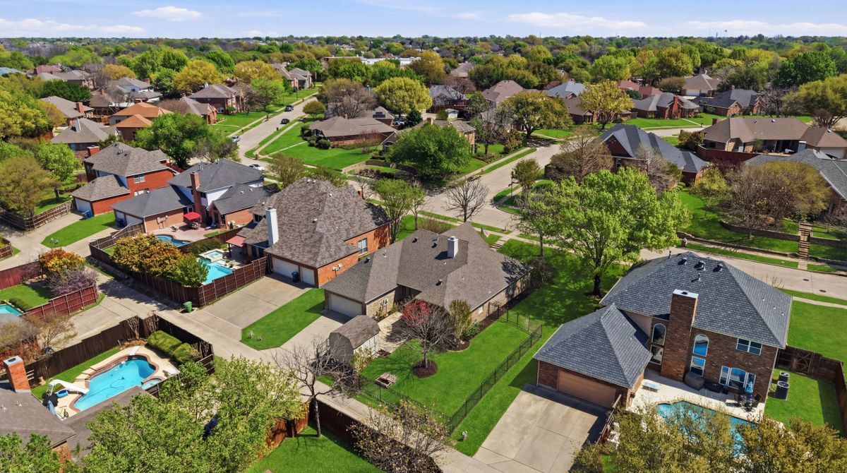 Building Photo - 6613 Barclay Ln