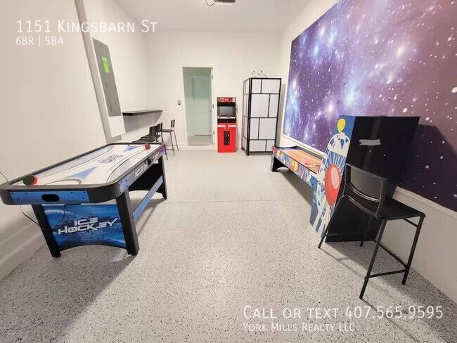 Building Photo - 1151 Kingsbarn St