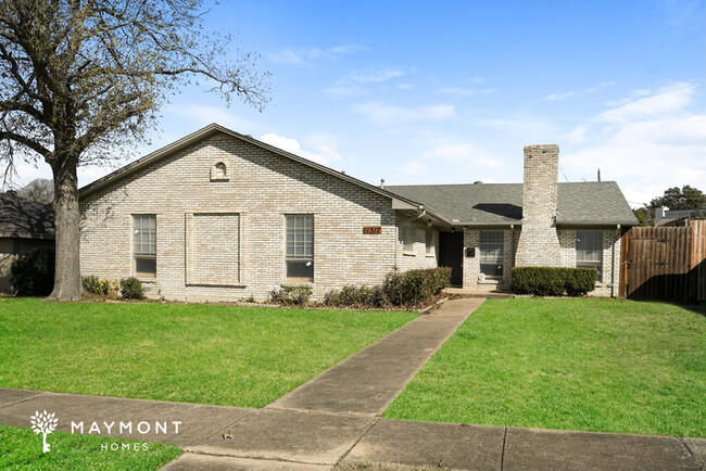 Building Photo - 4 Bedroom Home in Dallas, TX