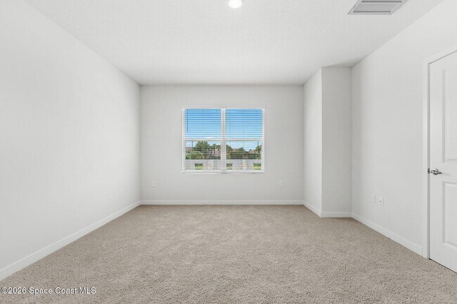 Building Photo - 9732 Venetian Sq