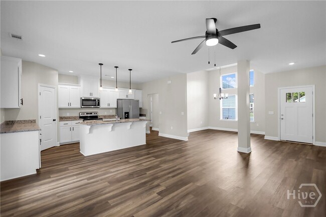 Building Photo - 1039 Meloney Dr