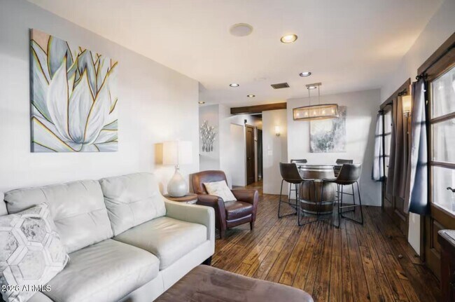 Building Photo - 6961 E 1st St