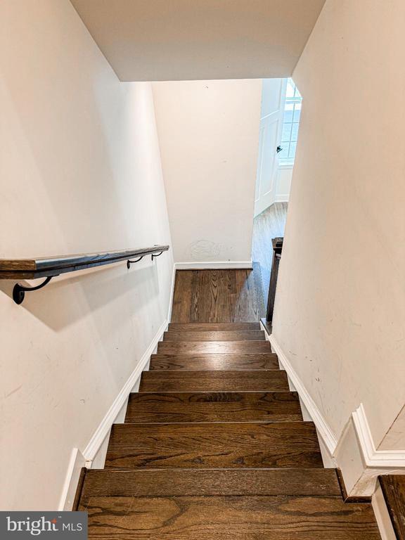 Building Photo - 24604 Cervelo Ter