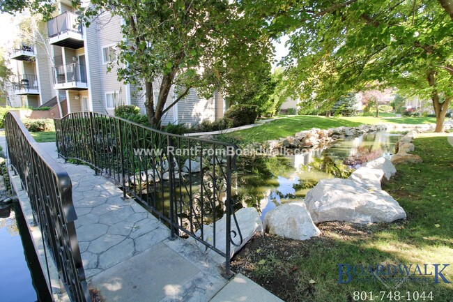 Building Photo - Beautiful 2 bed 2 bath Condo