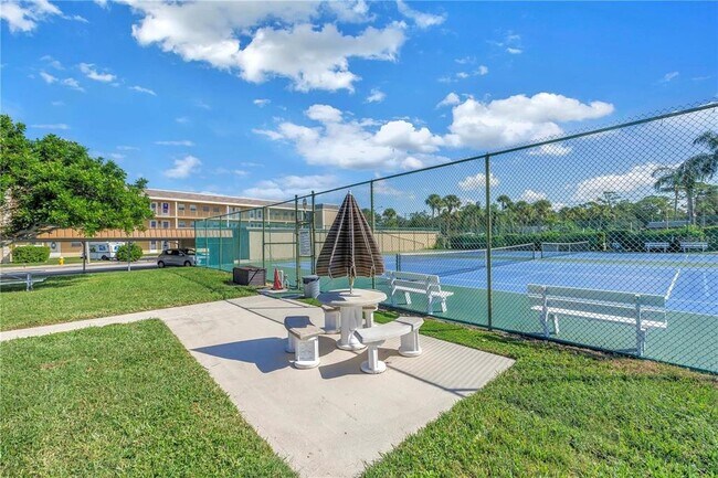 Building Photo - 143 Boca Ciega Point Blvd N