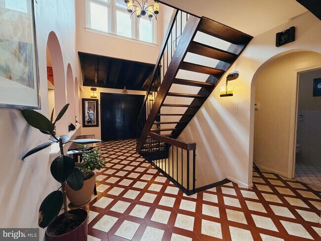 Building Photo - 1317 Mettler Rd