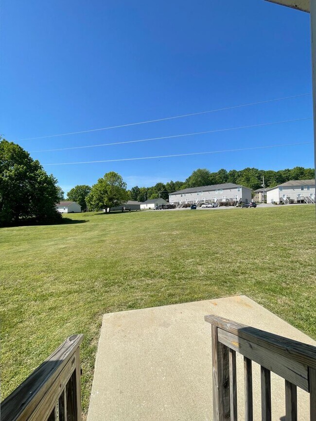 Building Photo - Lower Stone Apartments