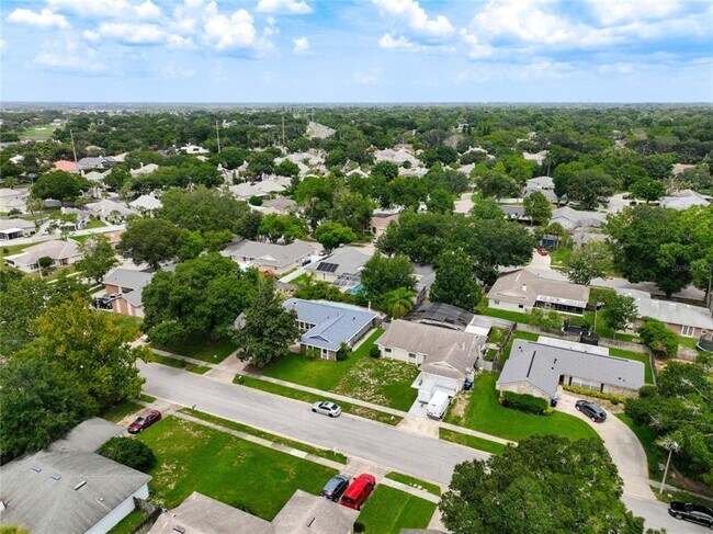 Building Photo - 7308 Wethersfield Dr